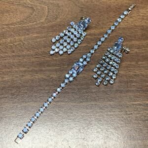 Vintage La Rel Jewelry Set 7” Bracelet Pair Screw Back Chandler Earrings Pair